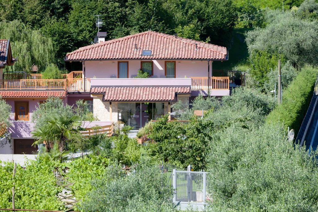 Agriturismo Vin E Amor 드로네로 외부 사진